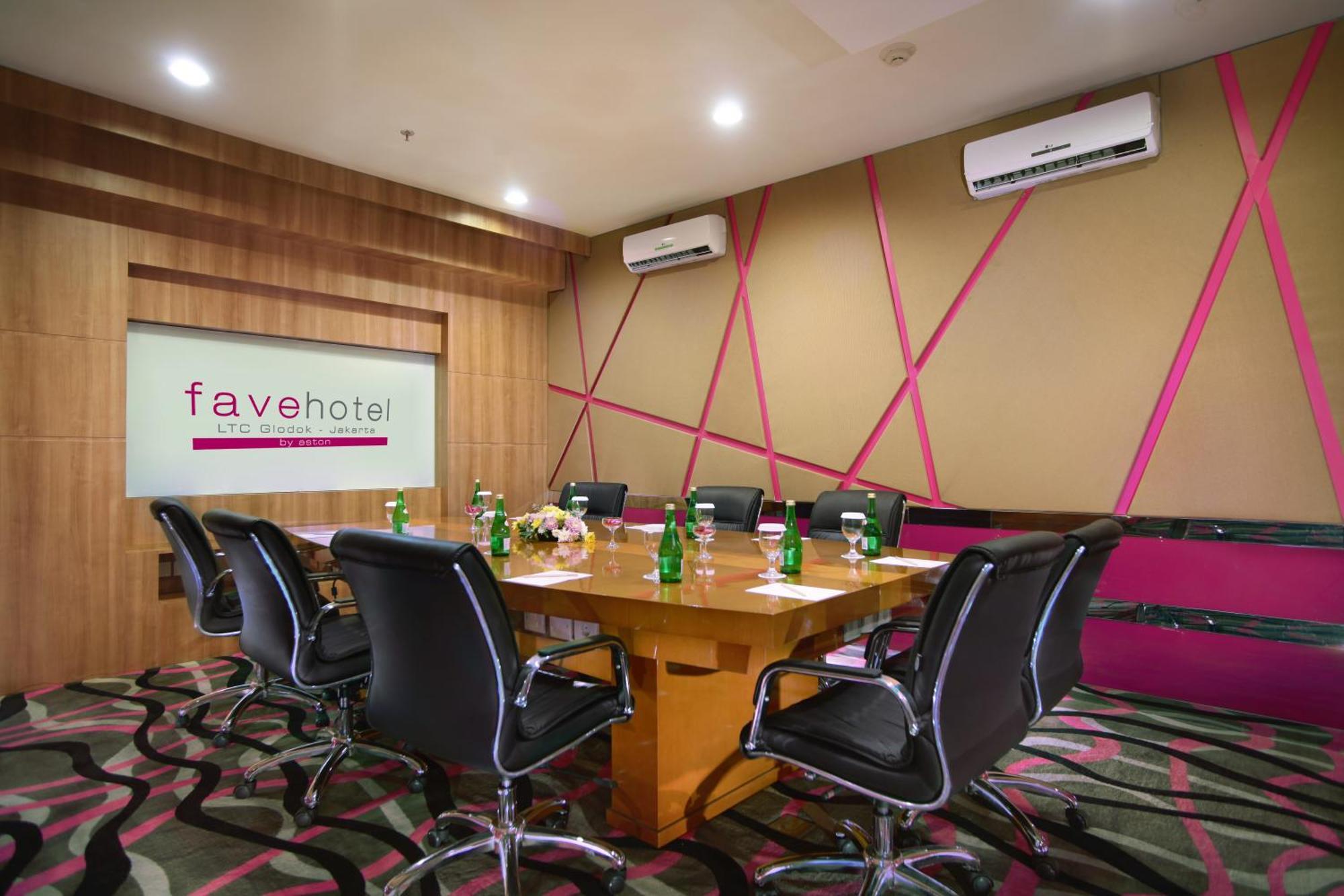 Favehotel Ltc Glodok Джакарта Экстерьер фото