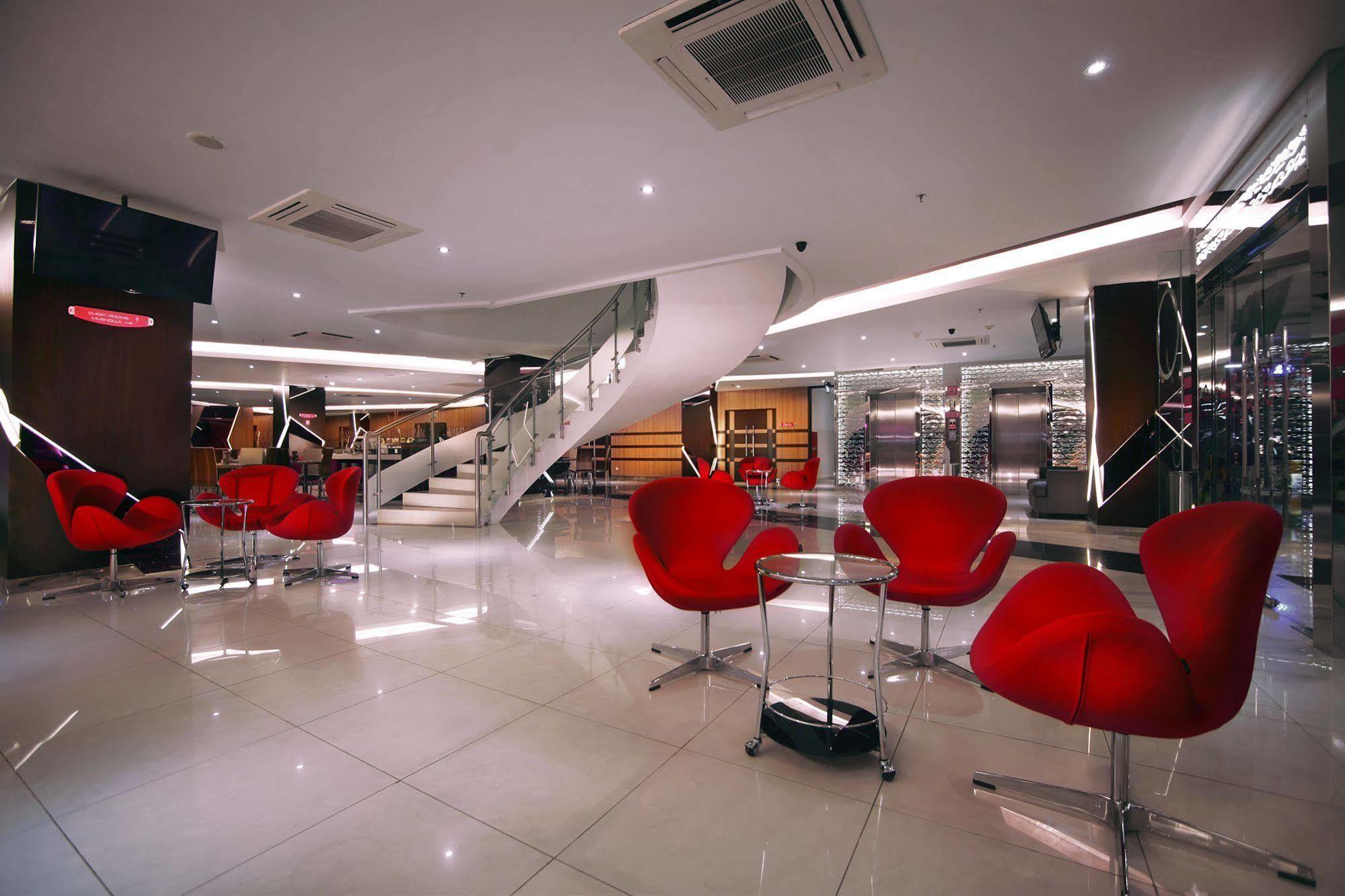 Favehotel Ltc Glodok Джакарта Экстерьер фото
